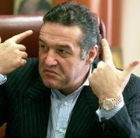 Becali, cel mai mediatizat dintre candidatii la primarie