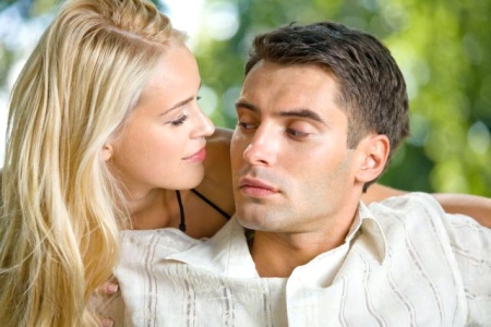 Ce minciuni „nevinovate” spun femeile?