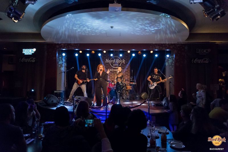 live band