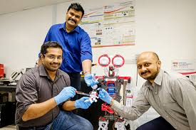 Singapore: oamenii de stiinta concept un robot sensibil la durere