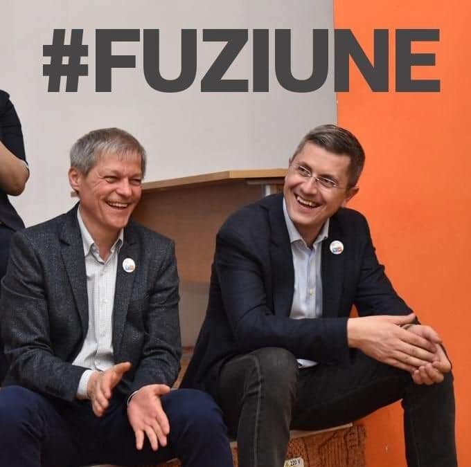 Dacian Cioloș și-a dat demisia de la șefia USR