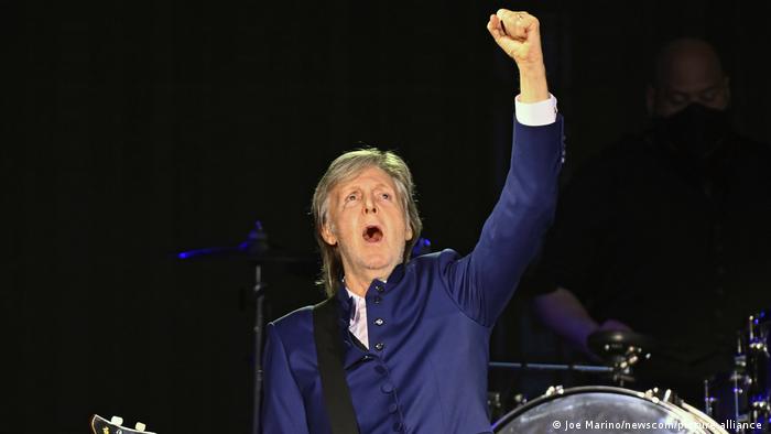 Sir Paul McCartney împlinește 80 de ani