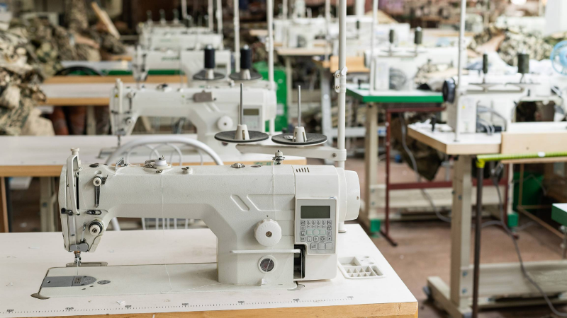 Mașină de cusut industrială 2