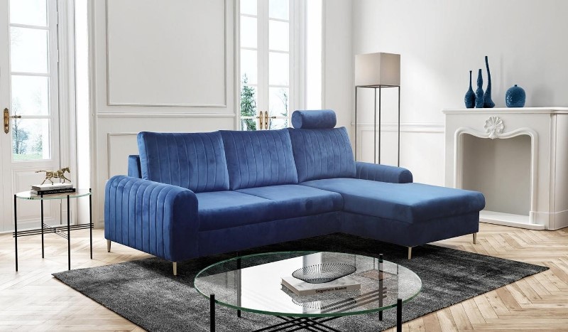 Reguli de design când alegi un colțar extensibil colorat în living