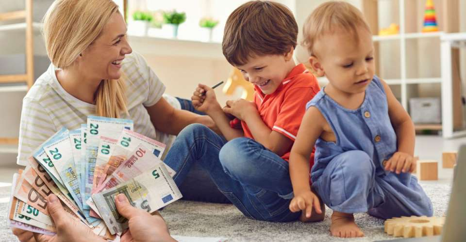 BENEFICII-GERMANE-PENTRU-FAMILIILE-DIN-ROMANIA