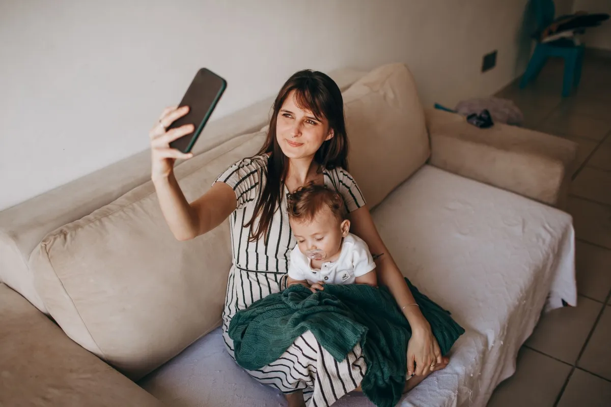 KIDS Act: Comisia Europeană anunță vârsta minimă comună pentru rețelele sociale