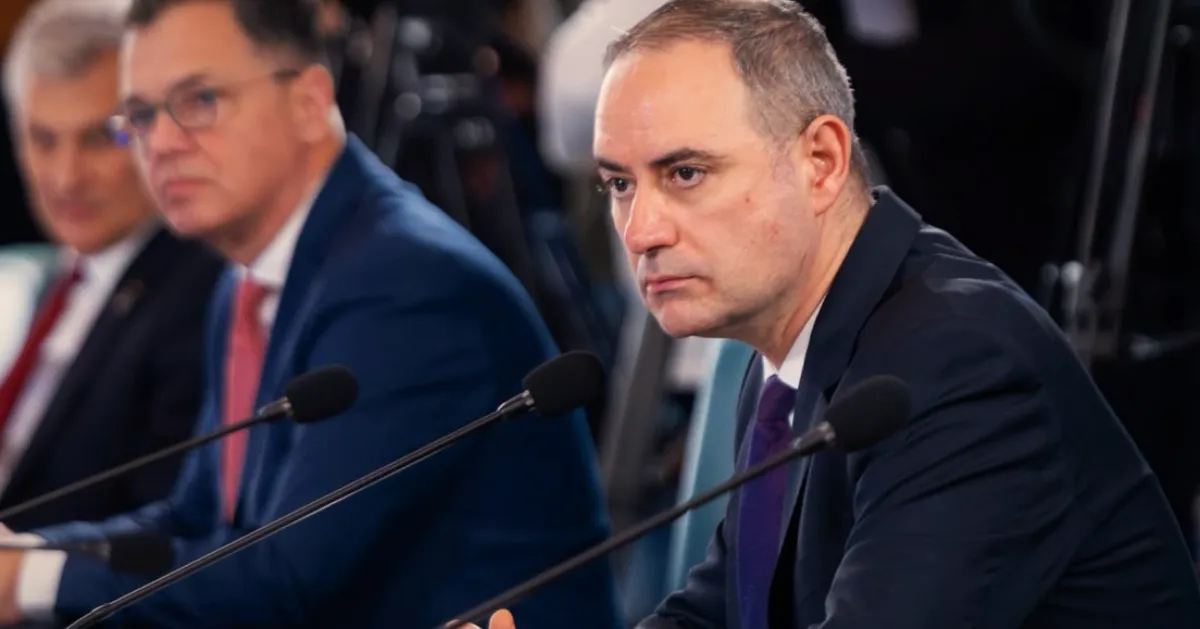 Guvernul păstrează deficitul la 6,2% prin rectificare