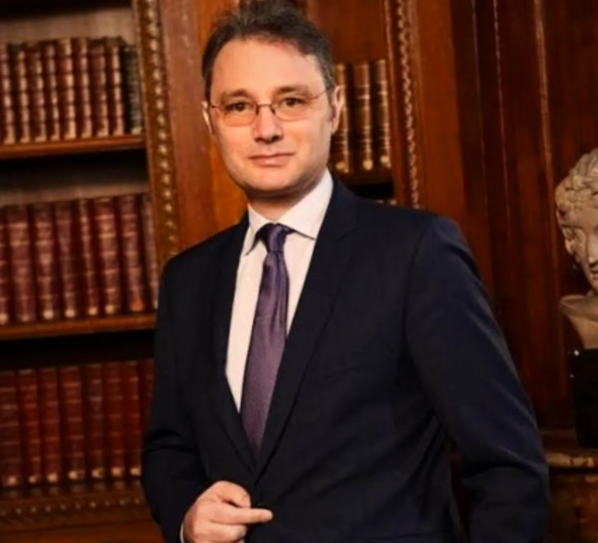 Premierul desemnat negociază cu partidele pentru Guvern