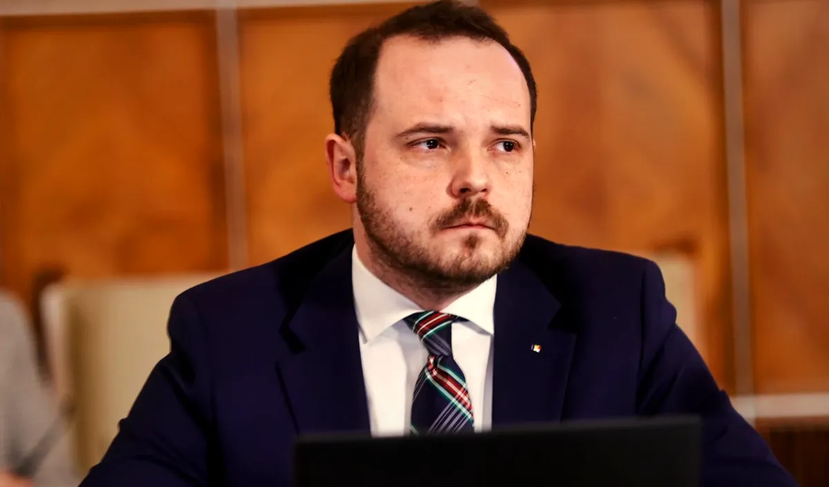 Rogobete avizat cu 21 voturi 'pentru', 8 'împotrivă' la numirea de ministru