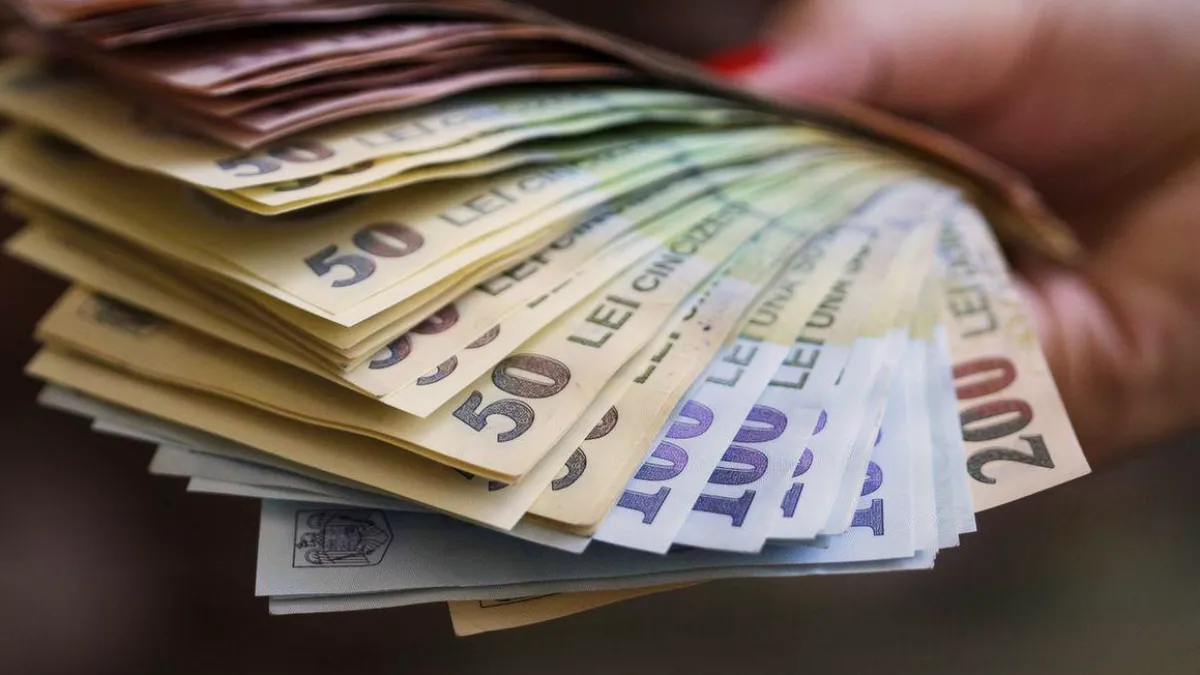 Un român a împrumutat 7.500 de lei la IFN şi s-a trezit cu o datorie de 68.000 de lei şi poprire